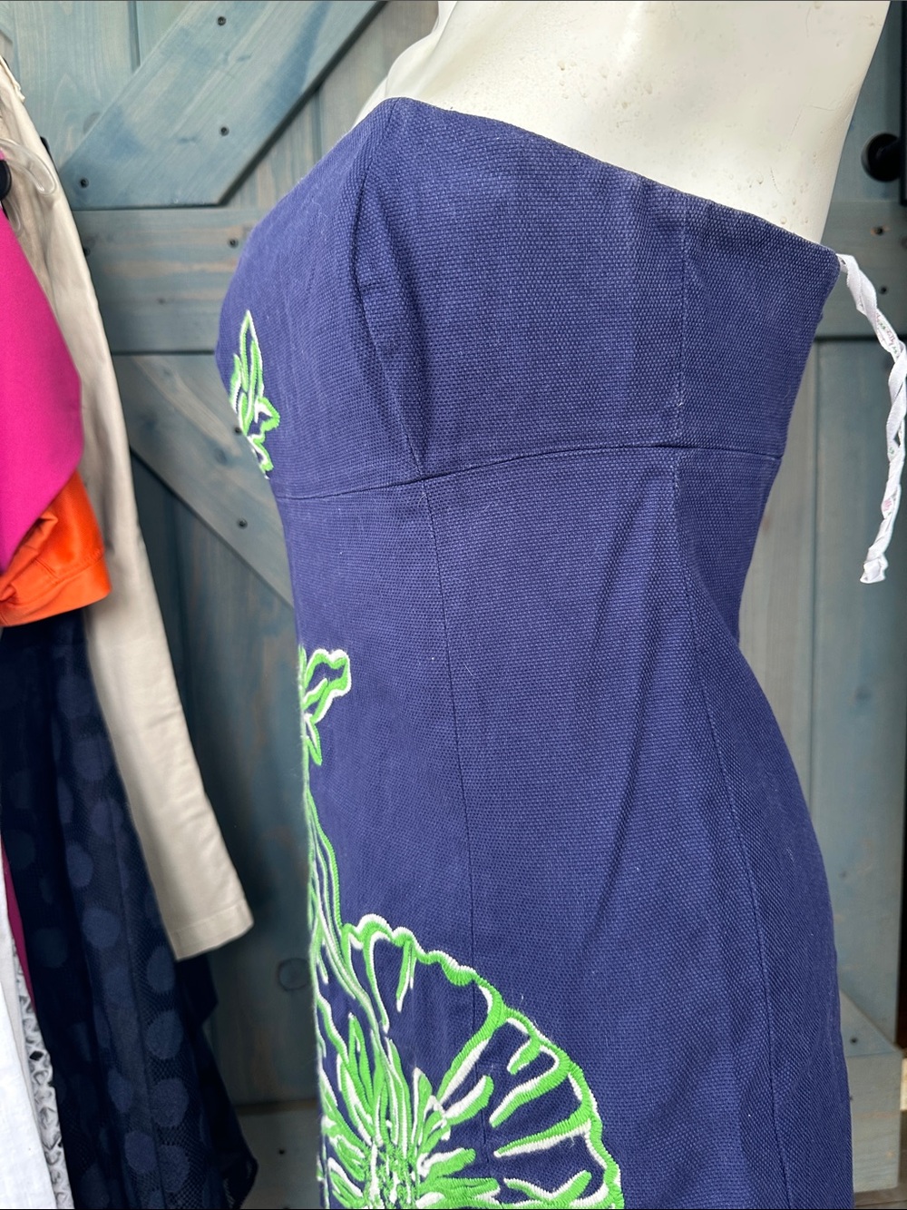 Lilly Pulitzer Navy Strapless Dress with Neon Green Floral Embroidery - Picture 4 of 15